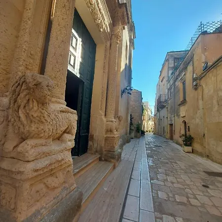 Πανσιόν Civico 72 3*